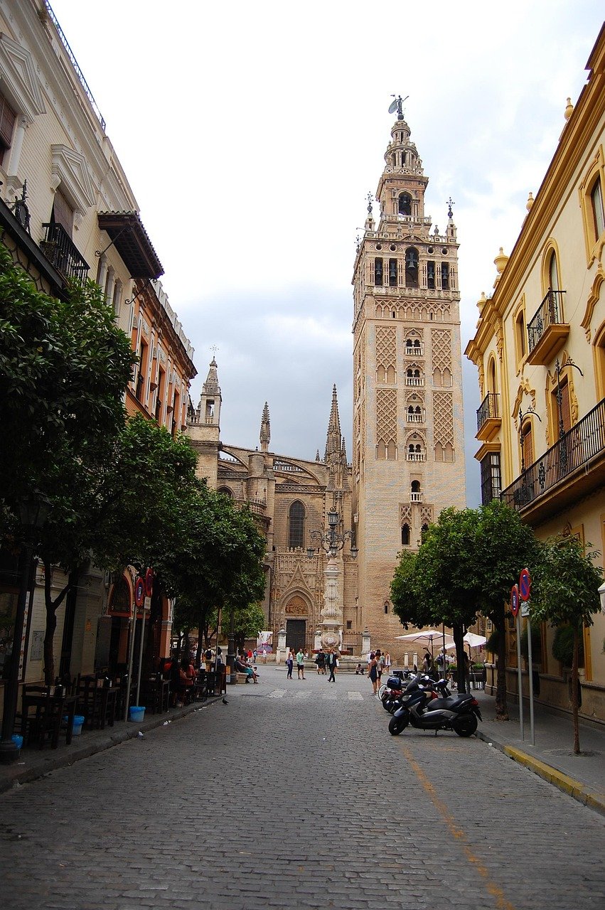 seville-974242_1280